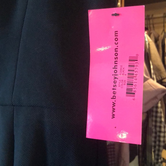 Betsy Johnson LBD neckline cut outs - SS 8 - Picture 3 of 5